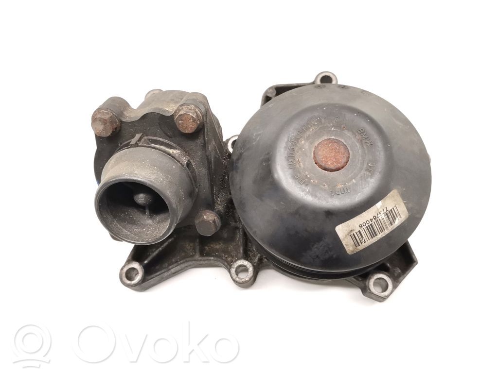 BMW 5 E60 E61 Water pump 