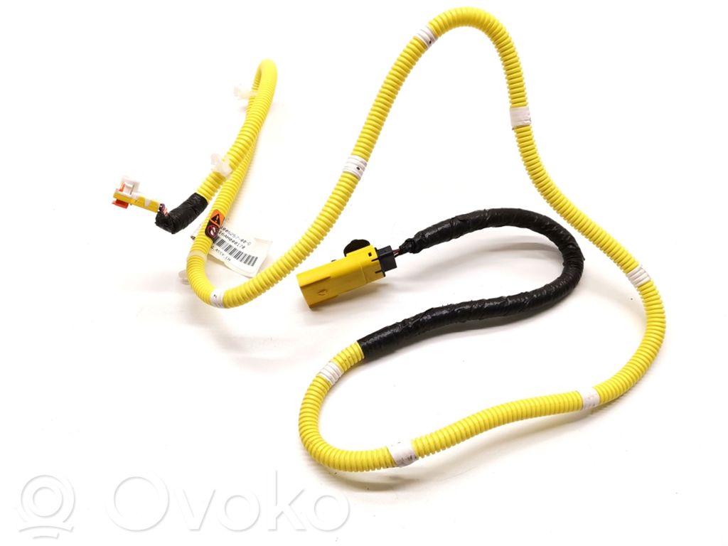 Otros cableados   100525700D