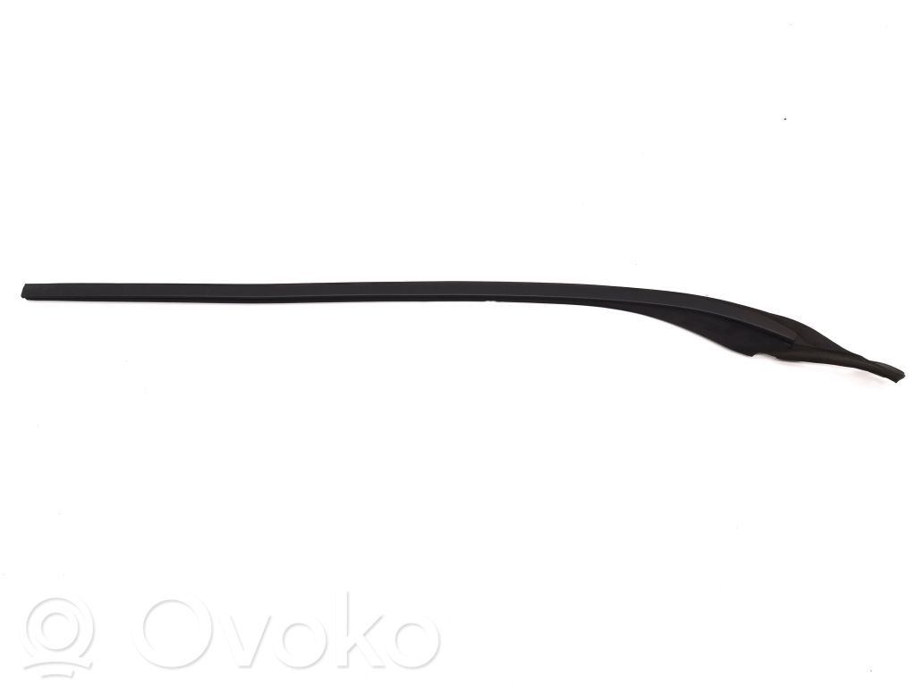 Volvo S60 Windshield trim 