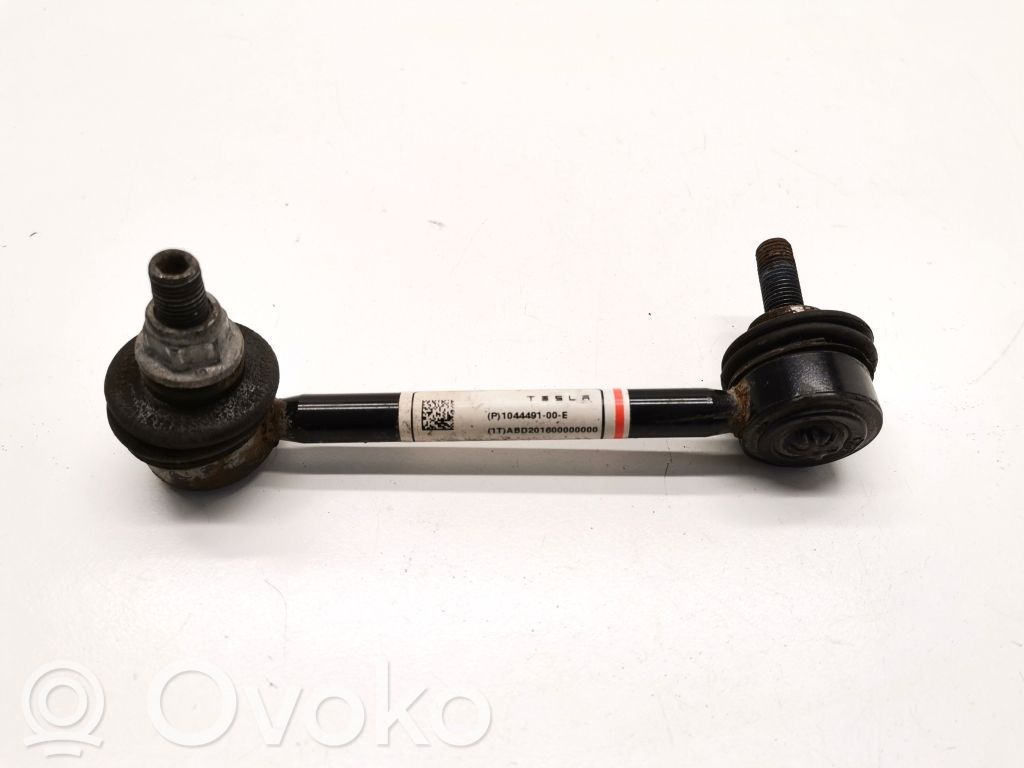 Tesla Model 3 Stabilizatora stieņa atsaite 