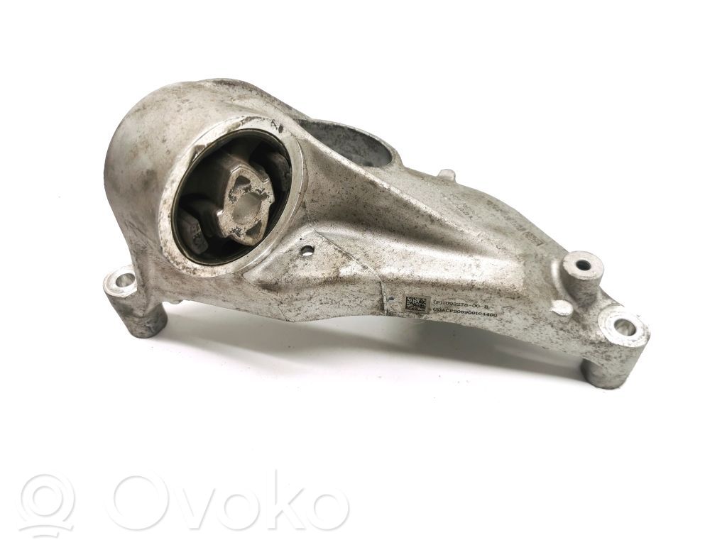Tesla Model Y Engine mounting bracket 