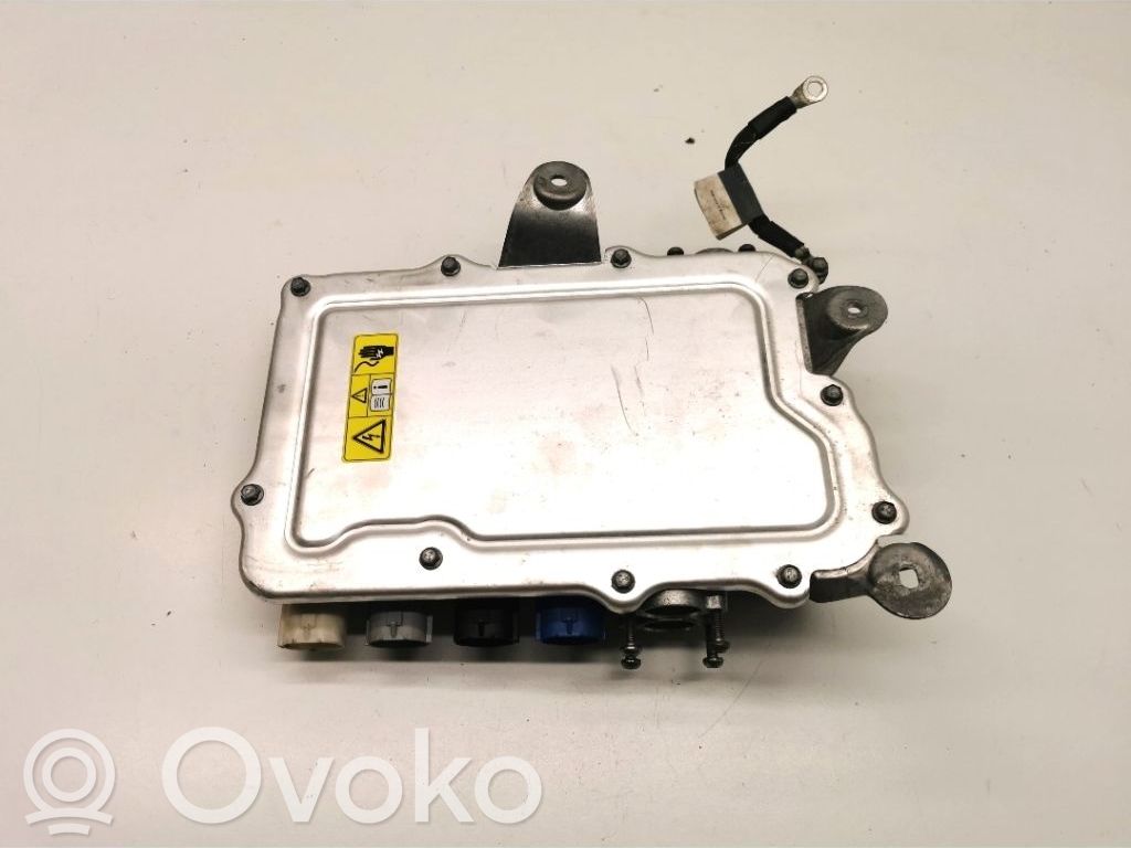 Tesla Model S Voltage converter inverter 