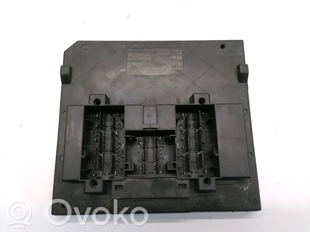 Volkswagen Tiguan Comfort/convenience module 
