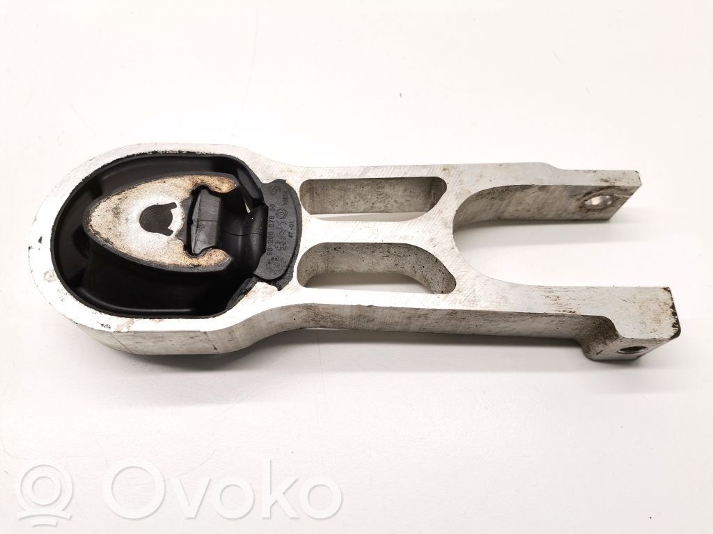 Peugeot 208 II Engine mount bracket 