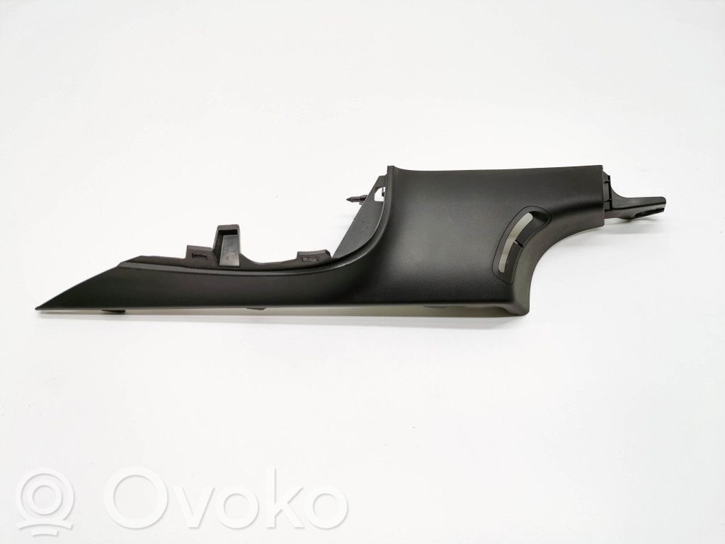 Tesla Model 3 (D)pillar trim (top) 
