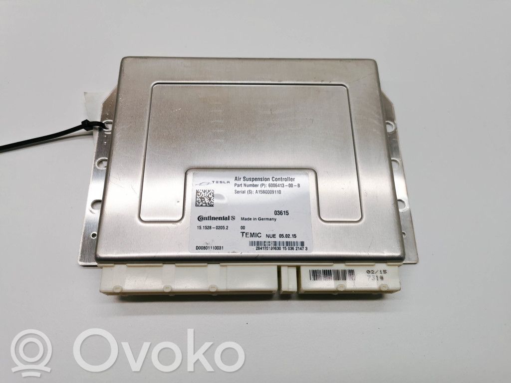 Tesla Model S Air suspension control unit module (rear) 