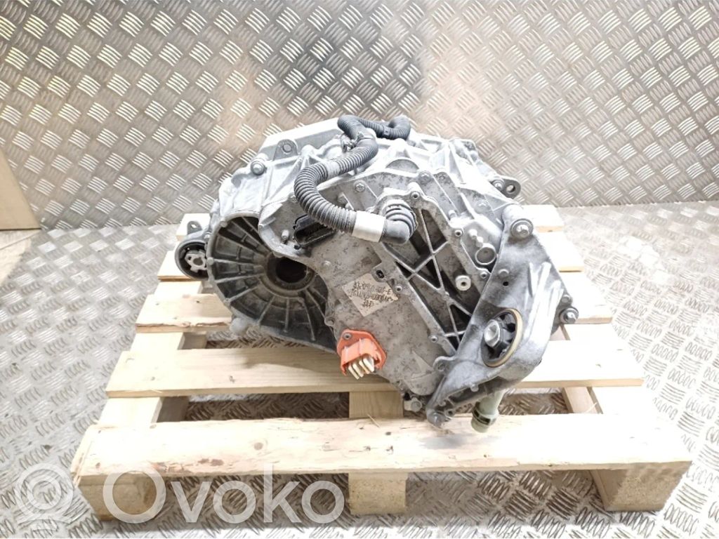 Tesla Model 3 Двигатель 