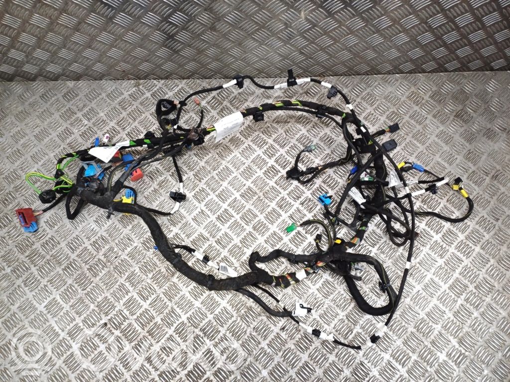 Otros cableados   8G24A8TSI752