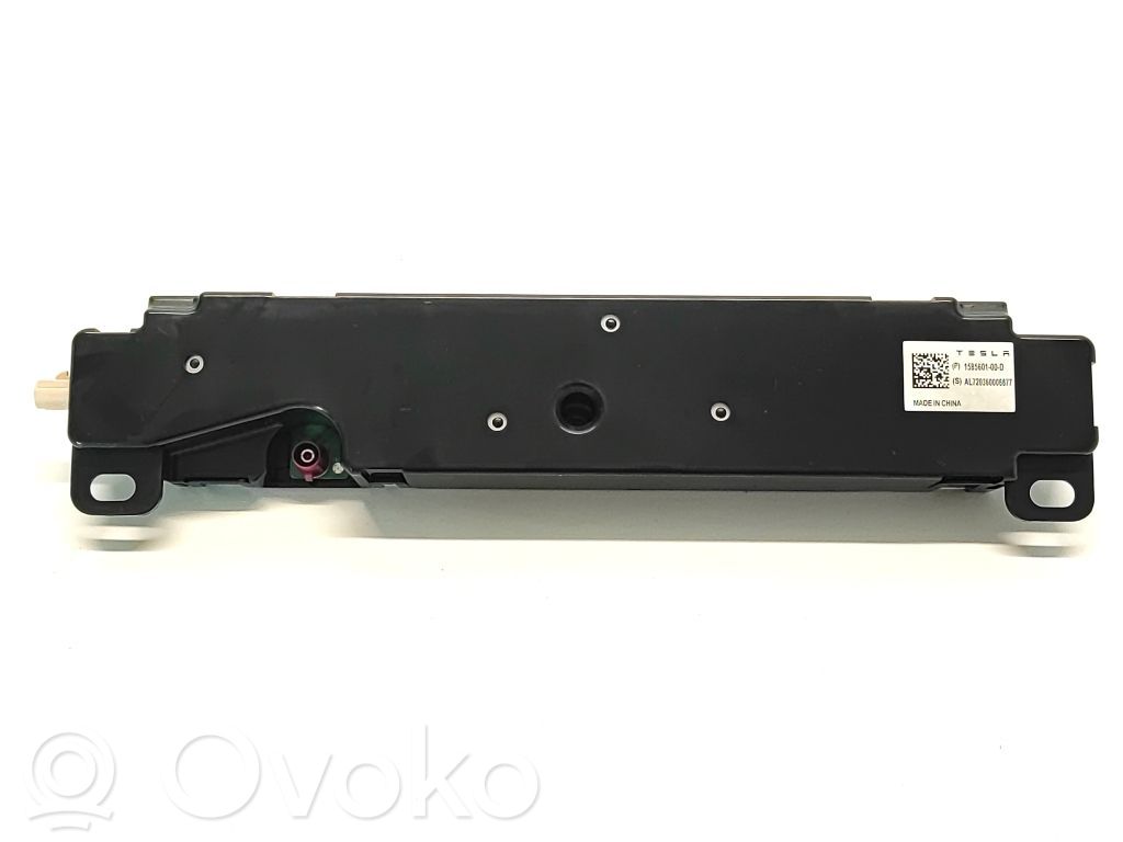 Tesla Model 3 Antena (GPS antena) 