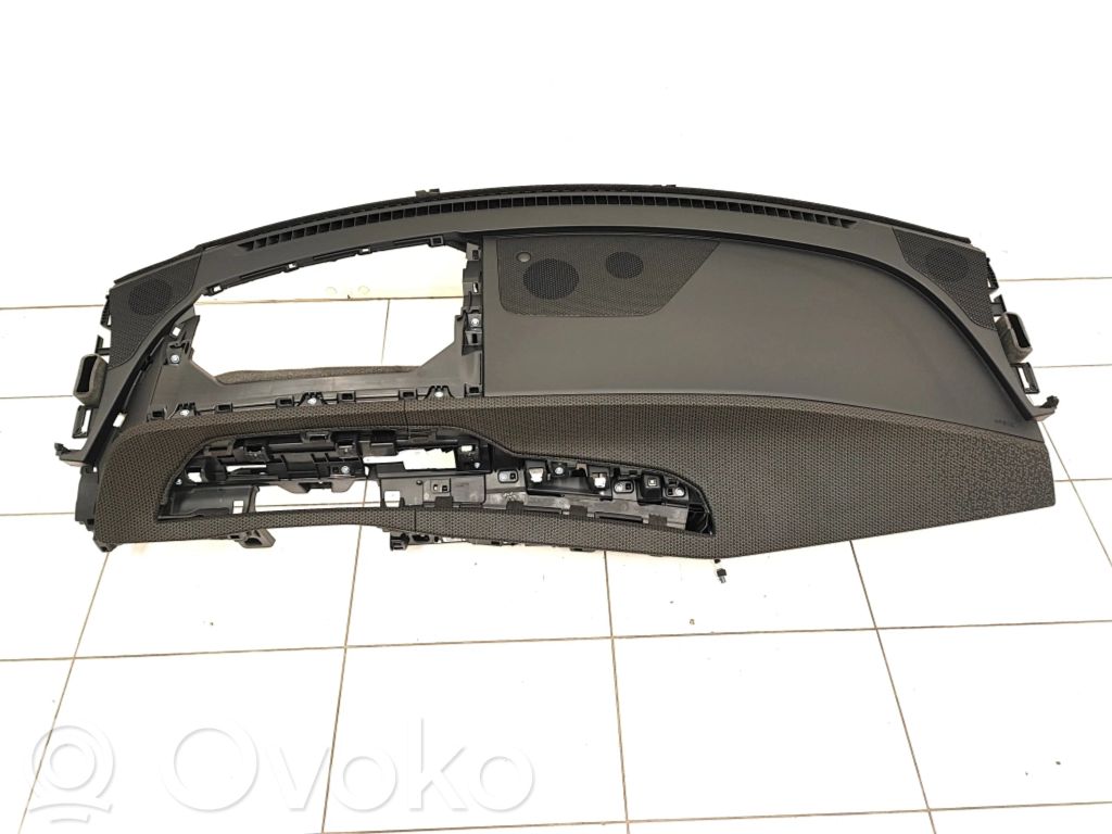 KIA EV6 Панель 