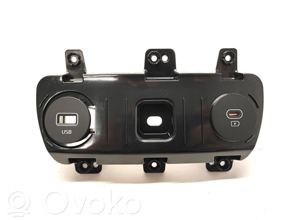USB socket connector   96123CV010