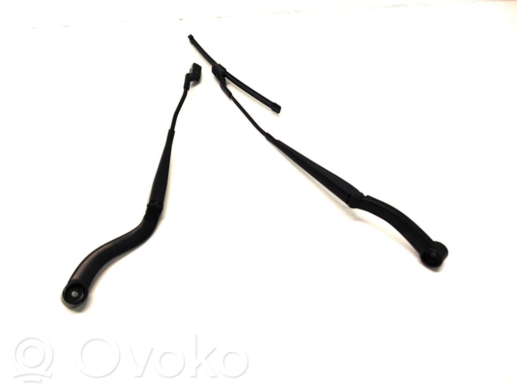 Ford Ranger Front wiper blade arm 