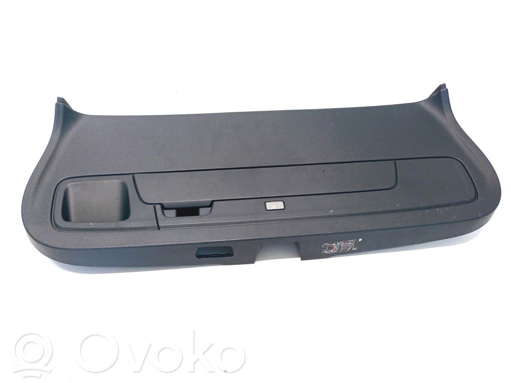 Volvo V60 Tailgate trim 