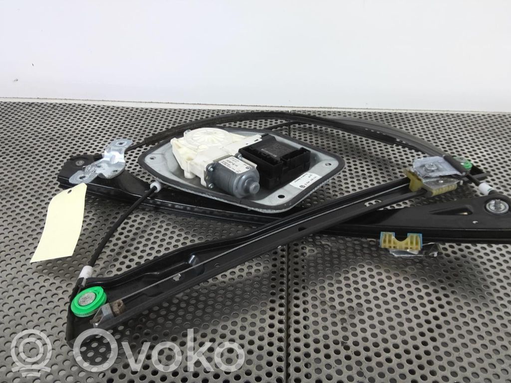 Volkswagen Golf V Стеклоподъемник передней двери с мотором