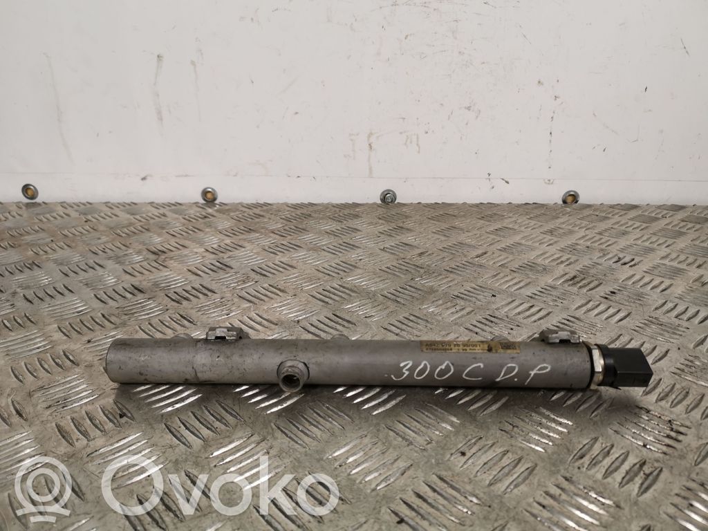 Chrysler 300 - 300C Fuel main line pipe 
