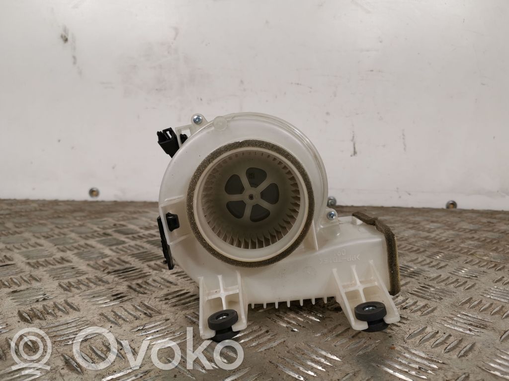 Lexus NX Wentylator baterii pojazdu hybrydowego / elektrycznego 