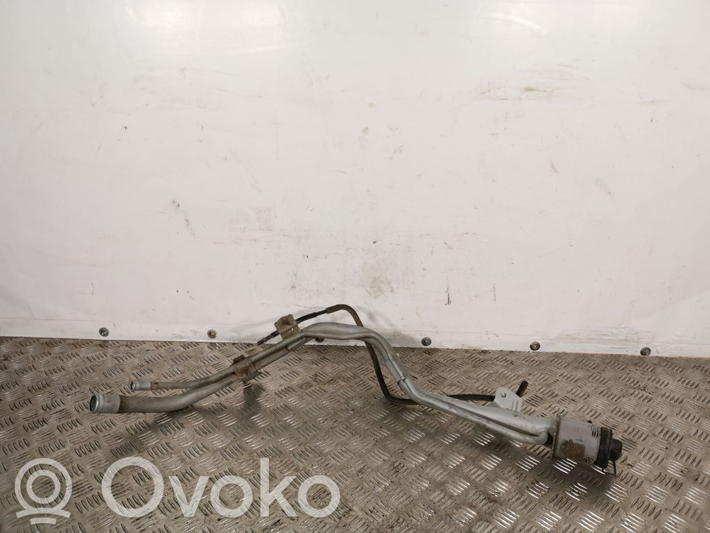 Subaru Forester SJ Rura wlewu paliwa 