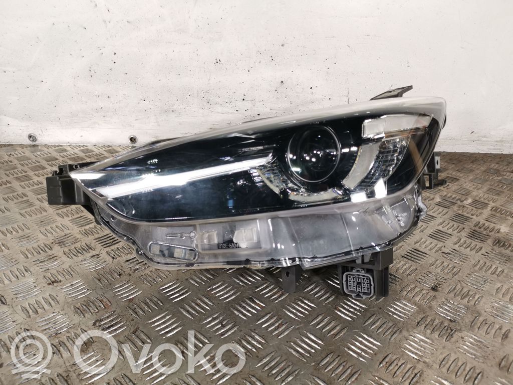 Headlight/headlamp   D10E51040