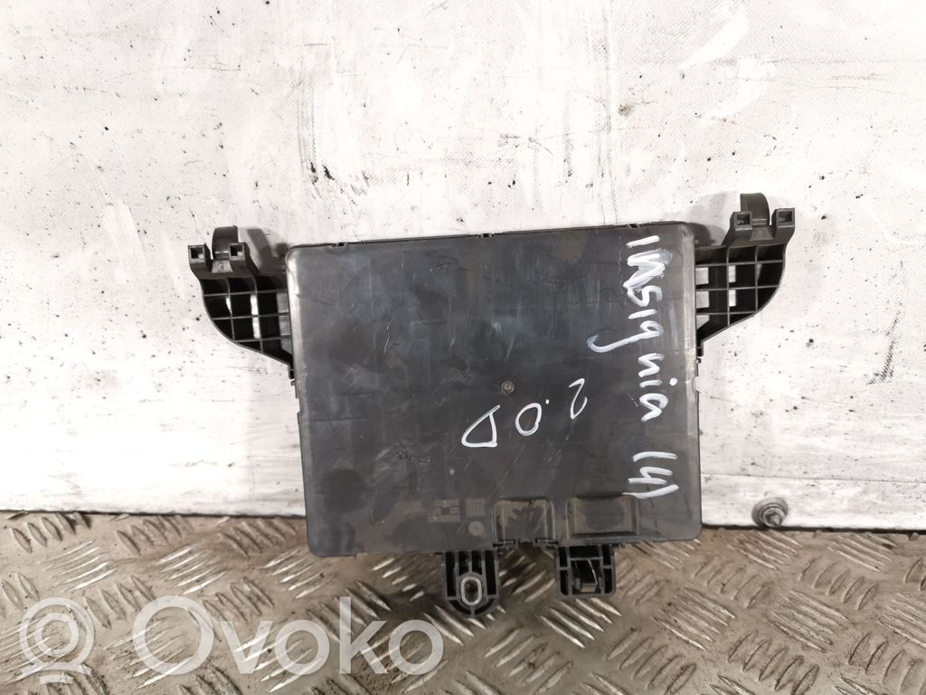 Opel Insignia A Módulo de fusible 