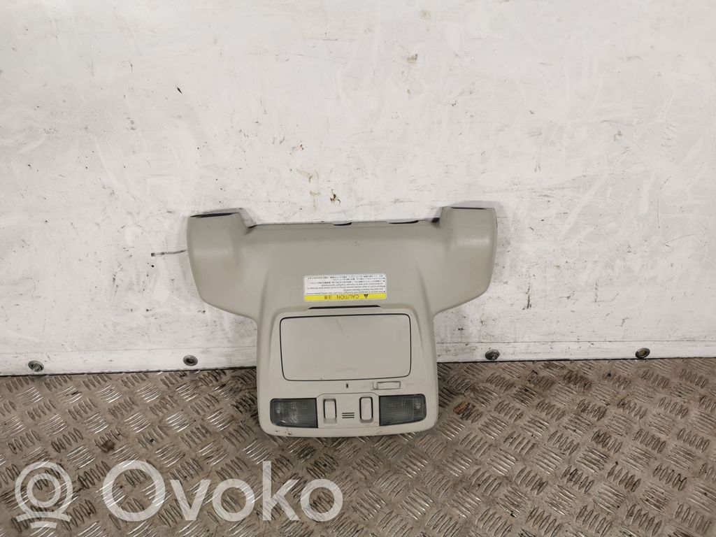 Subaru Outback (BS) Front seat light 
