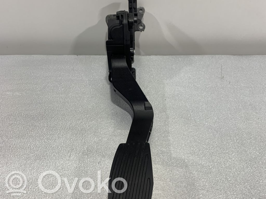 Akceleratoriaus pedalas   51980266