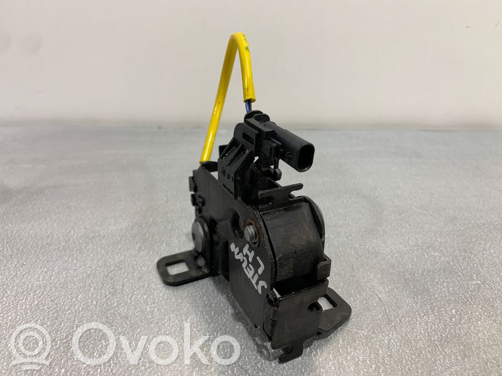 Alfa Romeo Stelvio Engine bonnet/hood lock/catch 