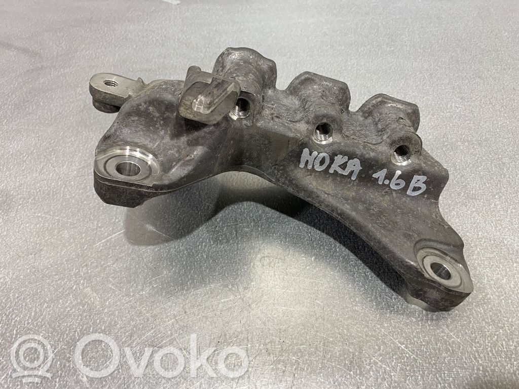 Opel Mokka Engine mounting bracket 