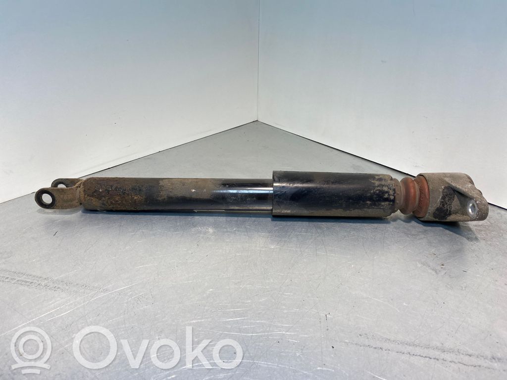 KIA Ceed Takaiskunvaimennin 