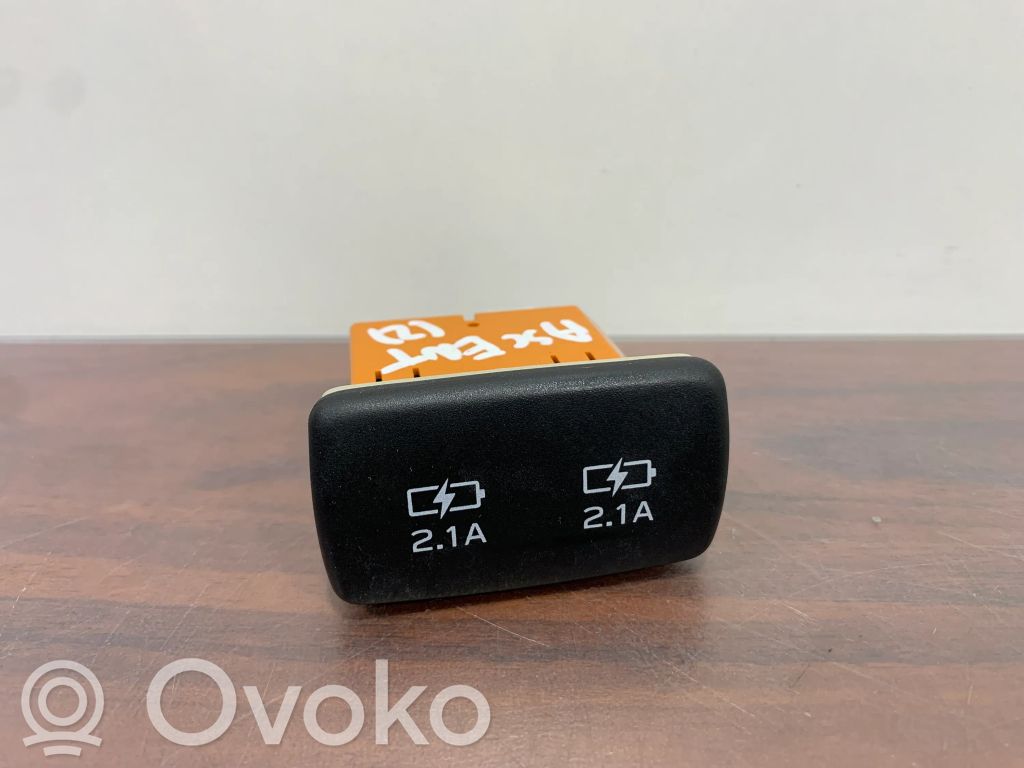 Subaru Ascent Enchufe conector USB 