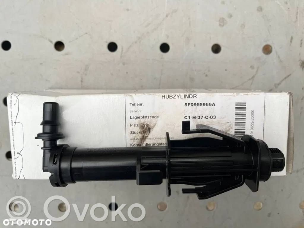 Cupra Leon Dysza spryskiwacza lampy przedniej 