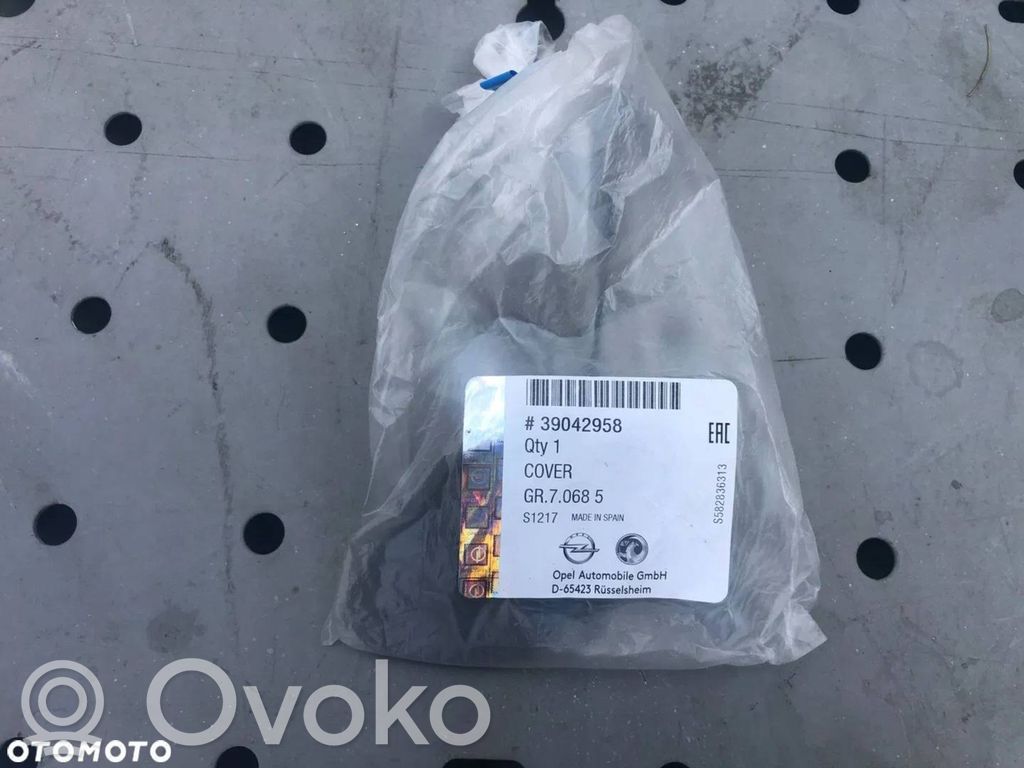 Opel Corsa E Moldinga Apdare 