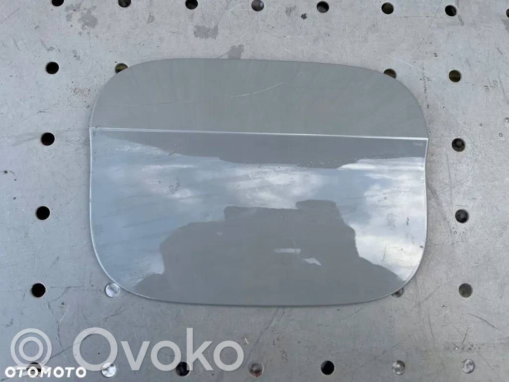 Skoda Scala Klapka wlewu paliwa 