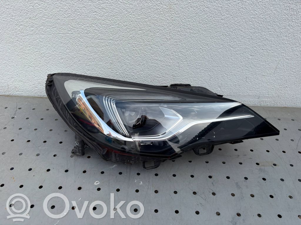 Opel Astra K Scheinwerfer 