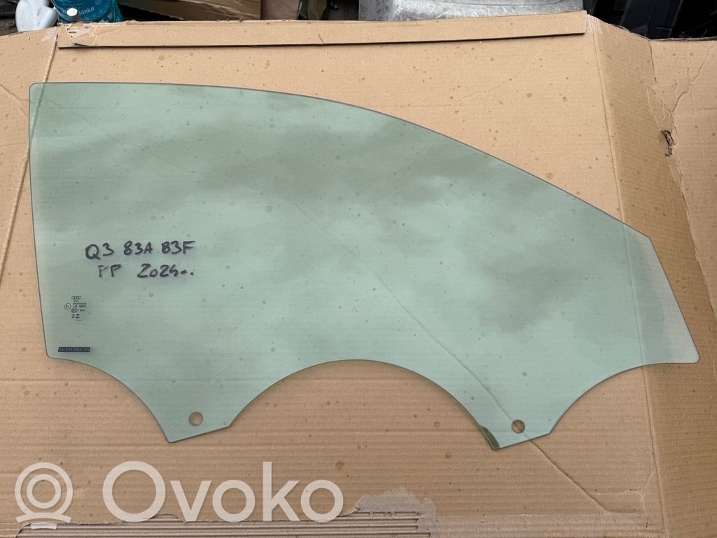 Audi Q3 F3 Szyba drzwi przednich 