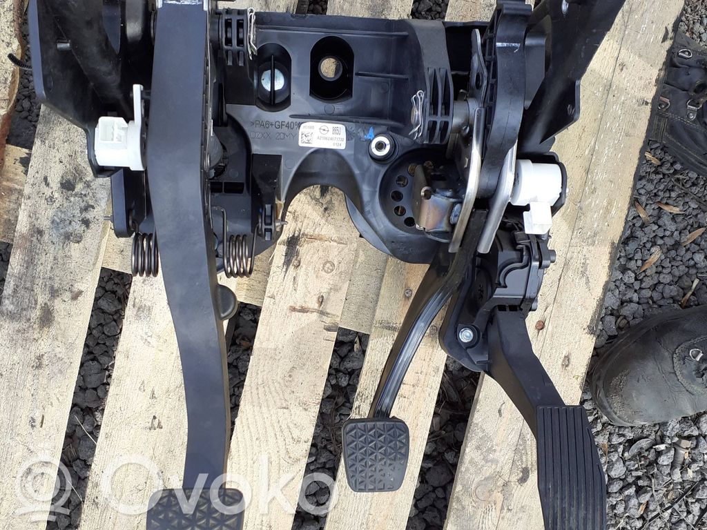 Opel Astra K Support de pédale d'accélérateur 