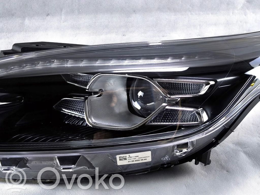 KIA Xceed Headlight/headlamp 
