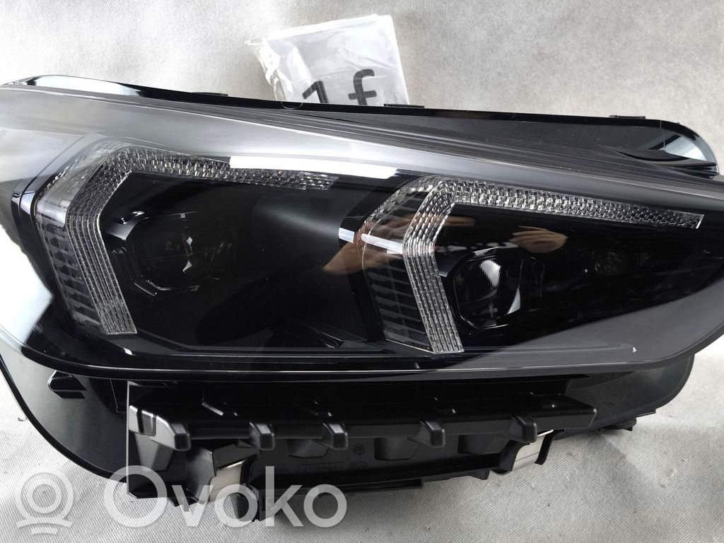 BMW X1 U11 Phare frontale 