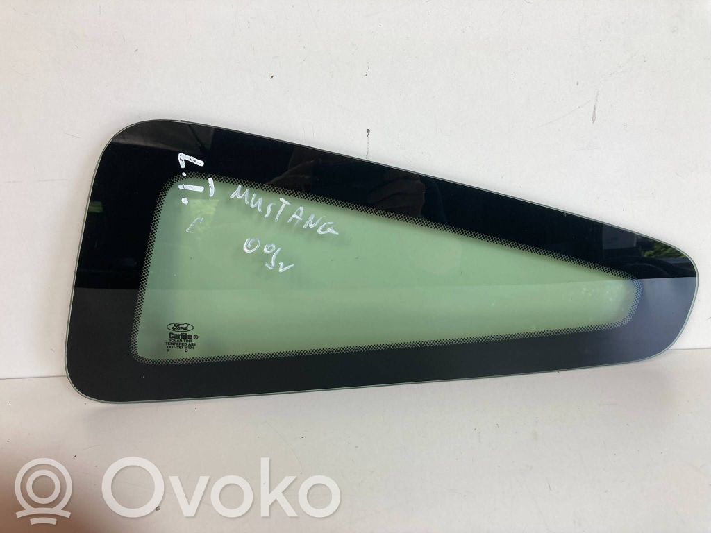 Rear side window