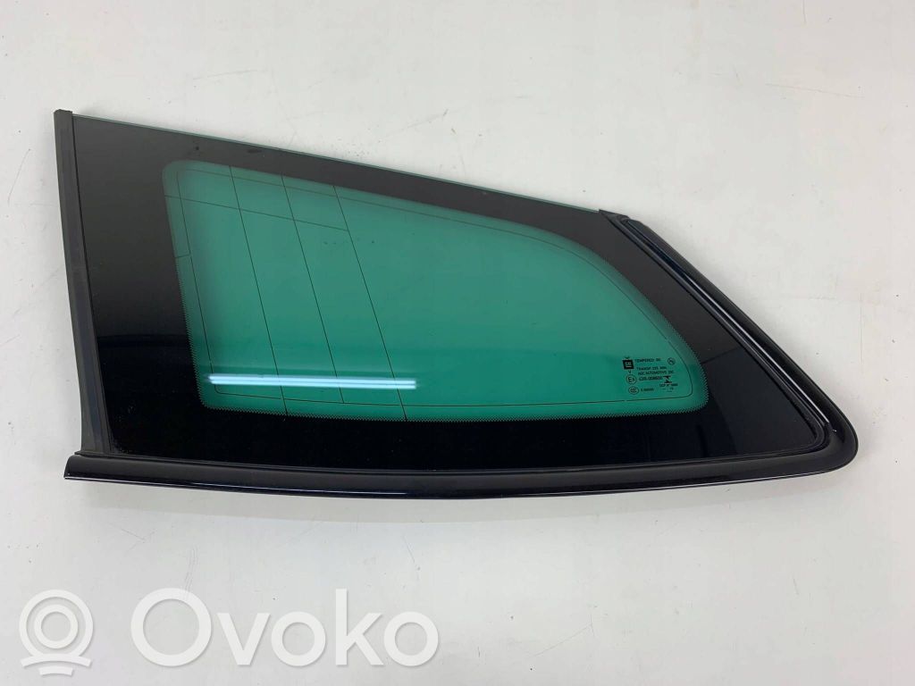 Rear side window