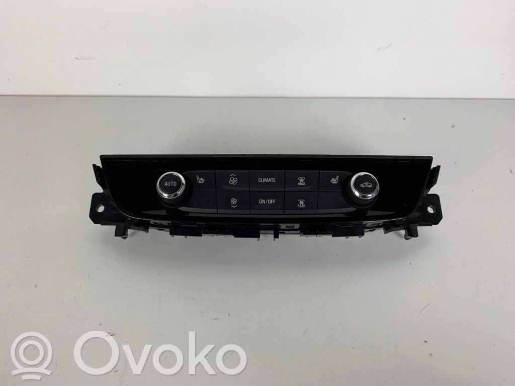 Opel Insignia B Climate control unit 