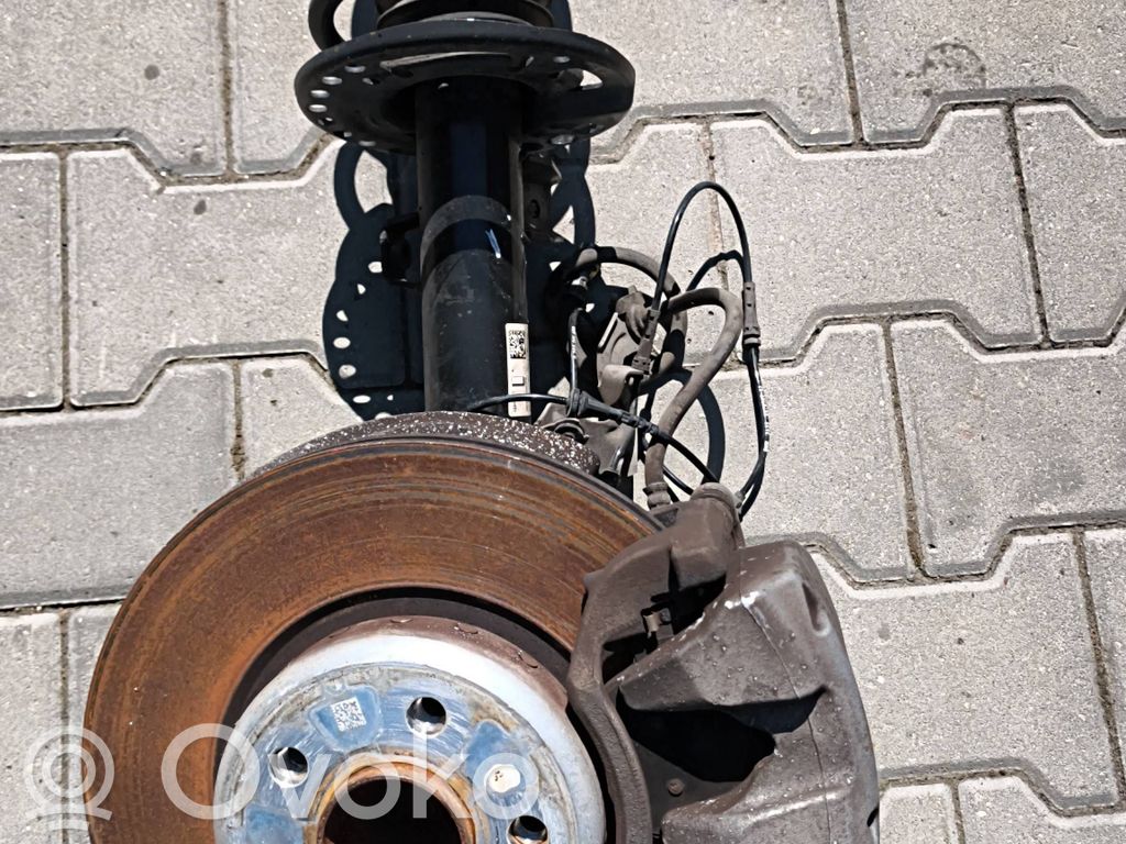 BMW 3 G20 G21 Amortyzator osi przedniej ze sprężyną 