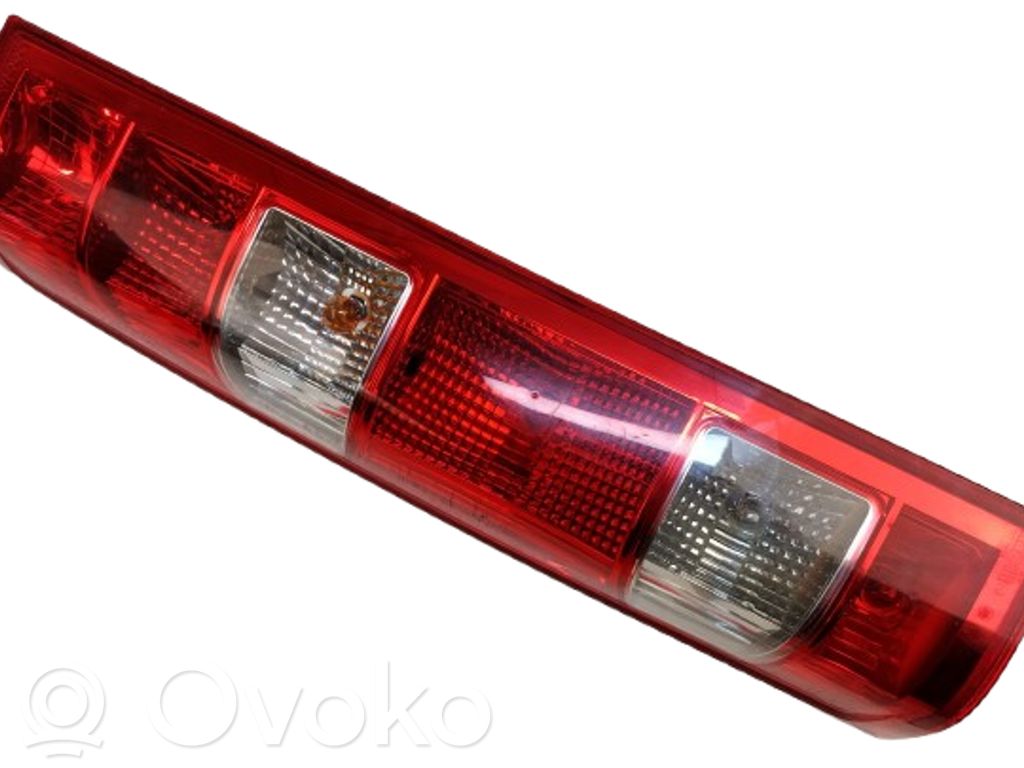 Iveco Daily 5th gen Lampă spate în caroserie 