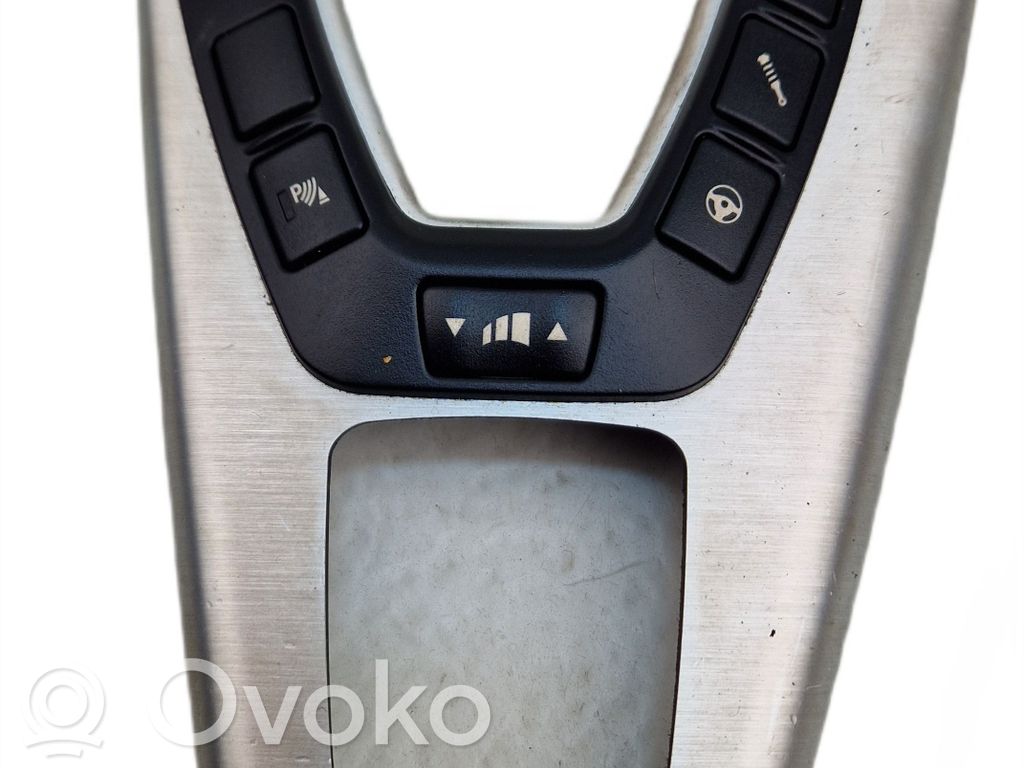 BMW 5 F10 F11 Central console control unit 