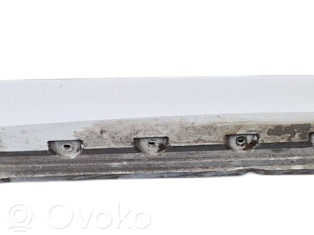 Slenkstis   7192058