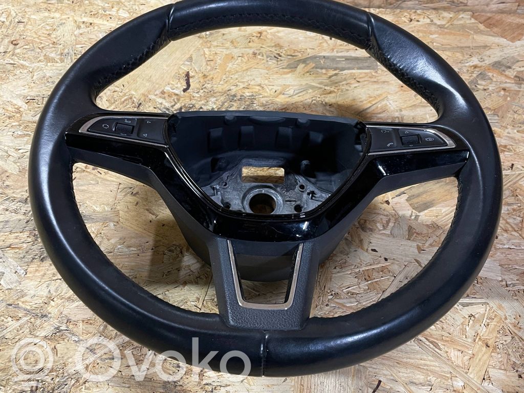 Ohjauspyörä   5L0419091Q