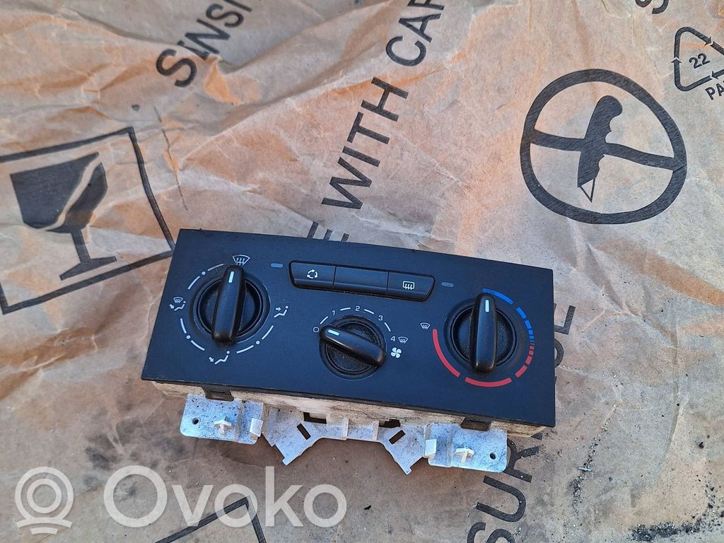 Peugeot Partner Climate control unit 