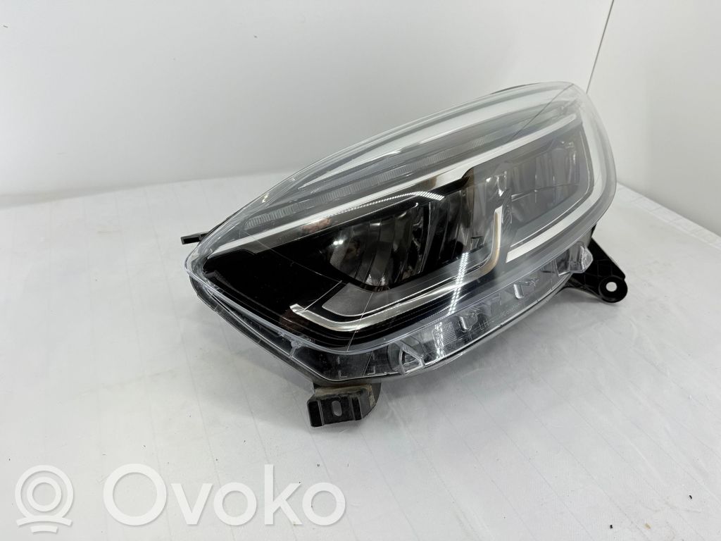 Headlight/headlamp   260606152R,01297705