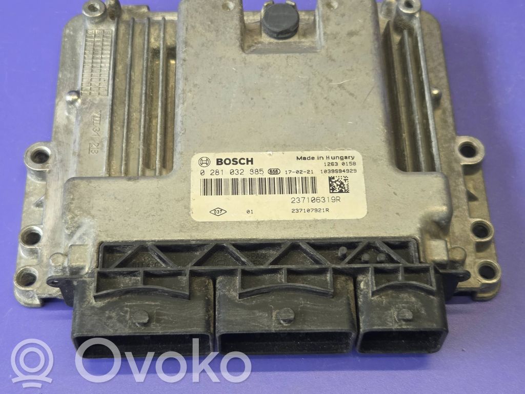 Renault Clio IV Engine control unit/module 