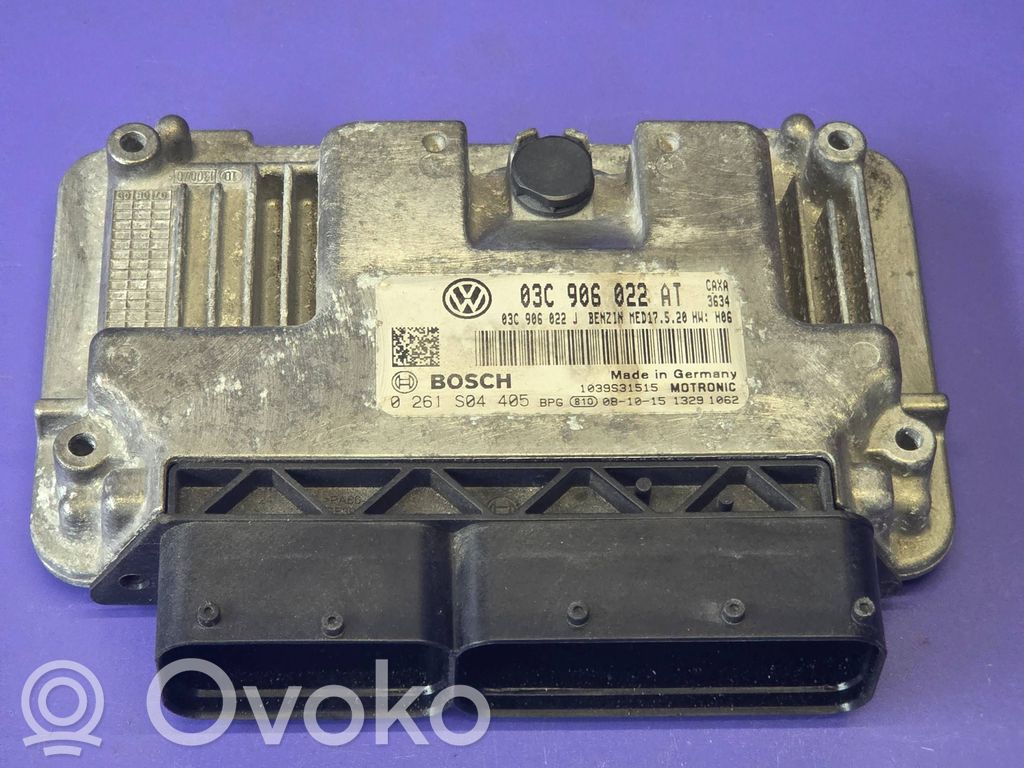 Volkswagen Golf V Engine control unit/module 