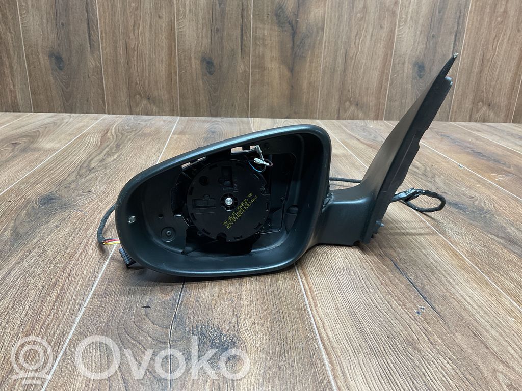 Volkswagen Golf VI Elektryczne lusterko boczne drzwi przednich 